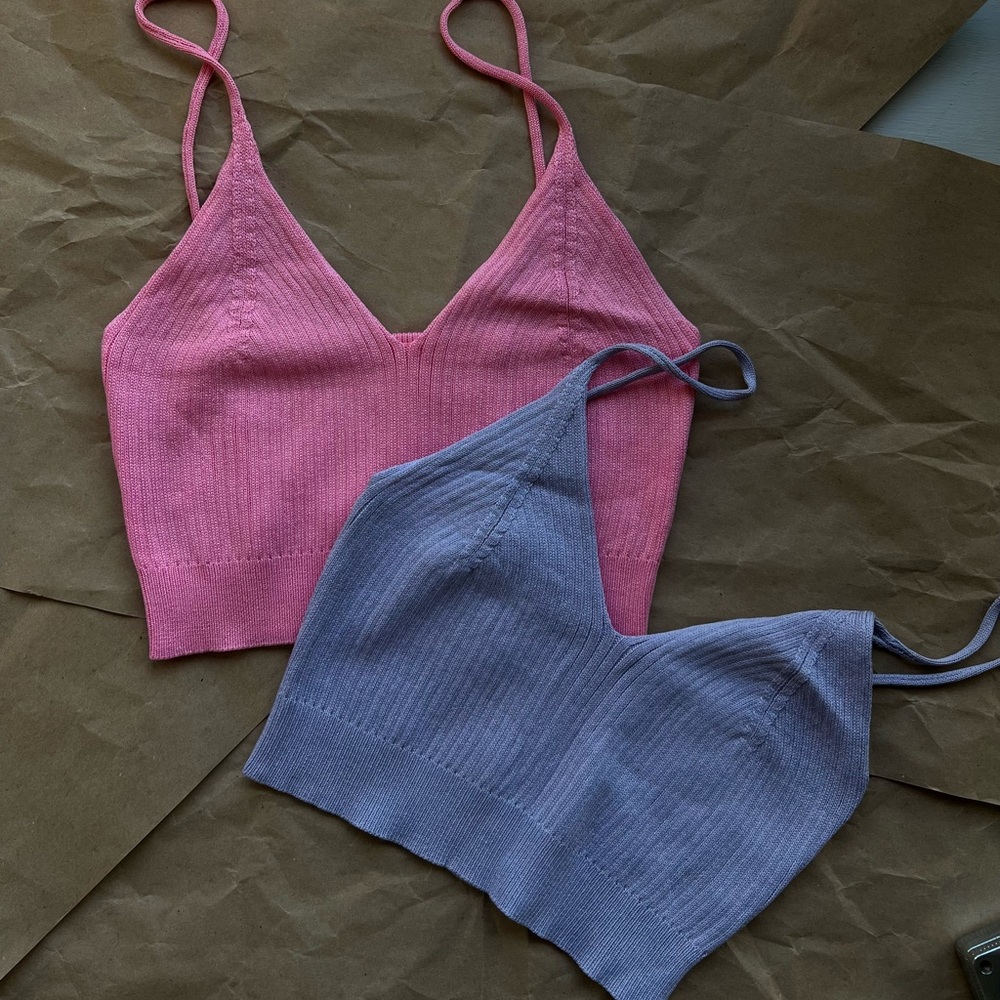 NWT solid spaghetti crop top